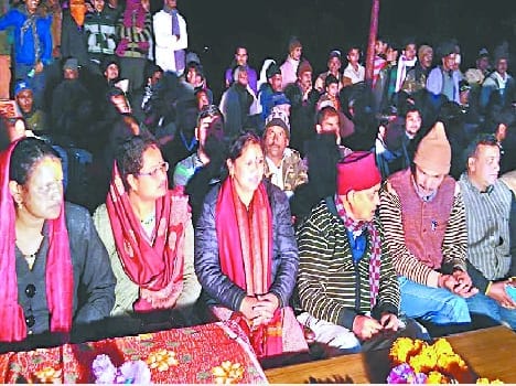 A crowd of people had gathered in Pandav Lila
